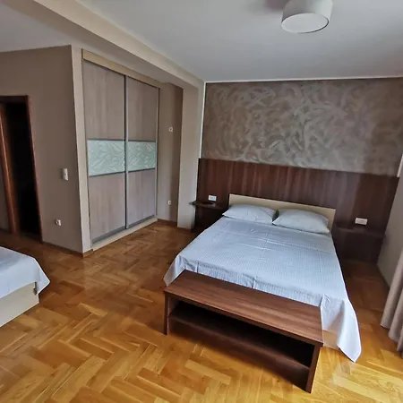 Salvia Hotel *